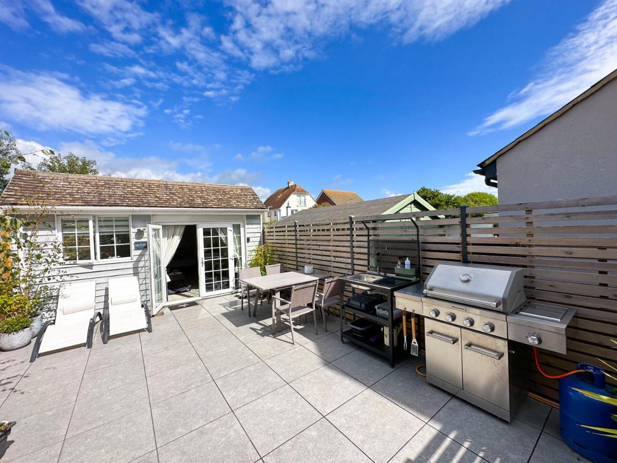 Seaside Cabin Retreat In Hayling Island South Hayling Exterior photo